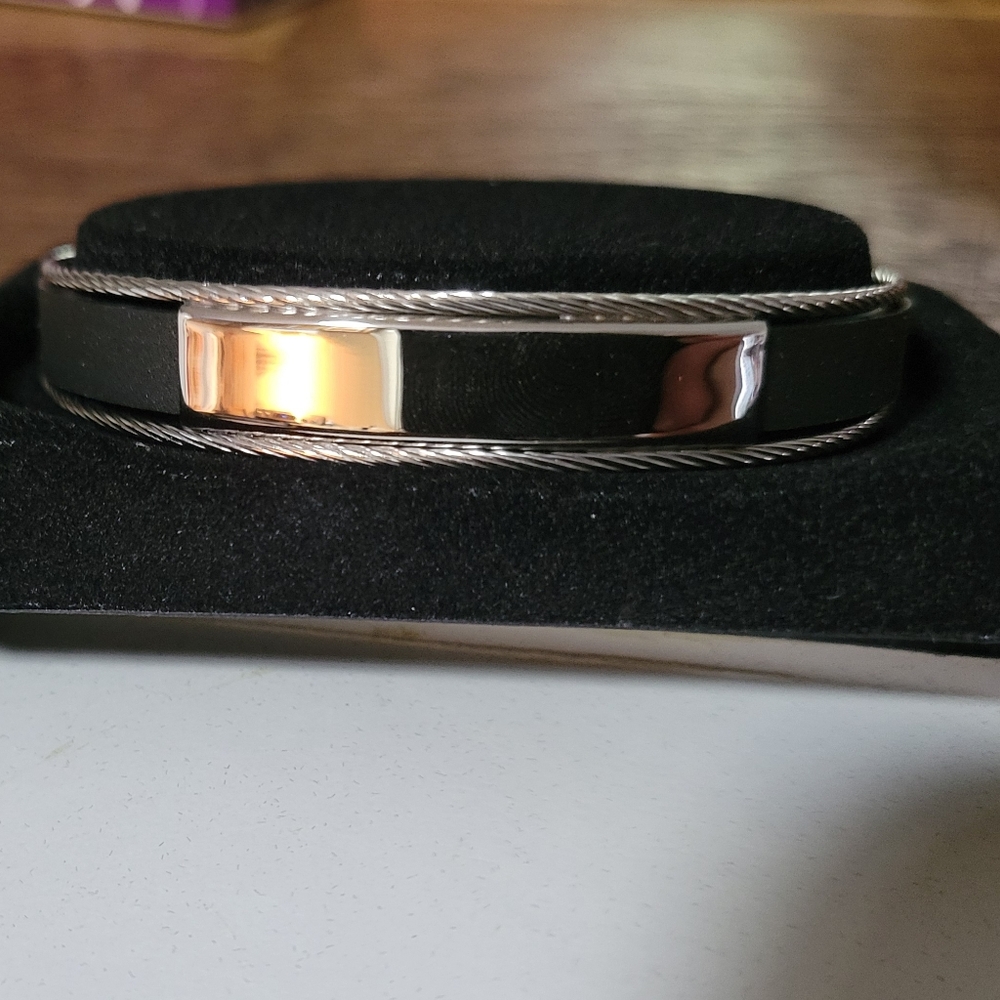 Silver and Black Silicone Bangle W/Engraving Plate On Front